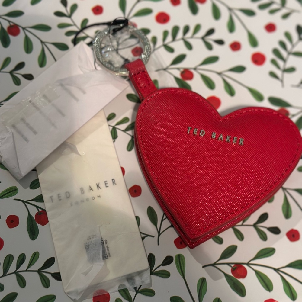 NWT Ted Baker Red Heart Double Mirrored Key Chain Charm